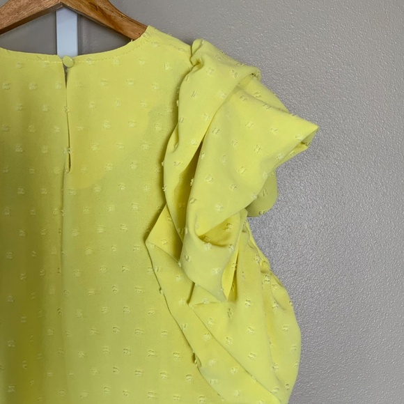 THML Ruffle Sleeve Top - Picture 15 of 16